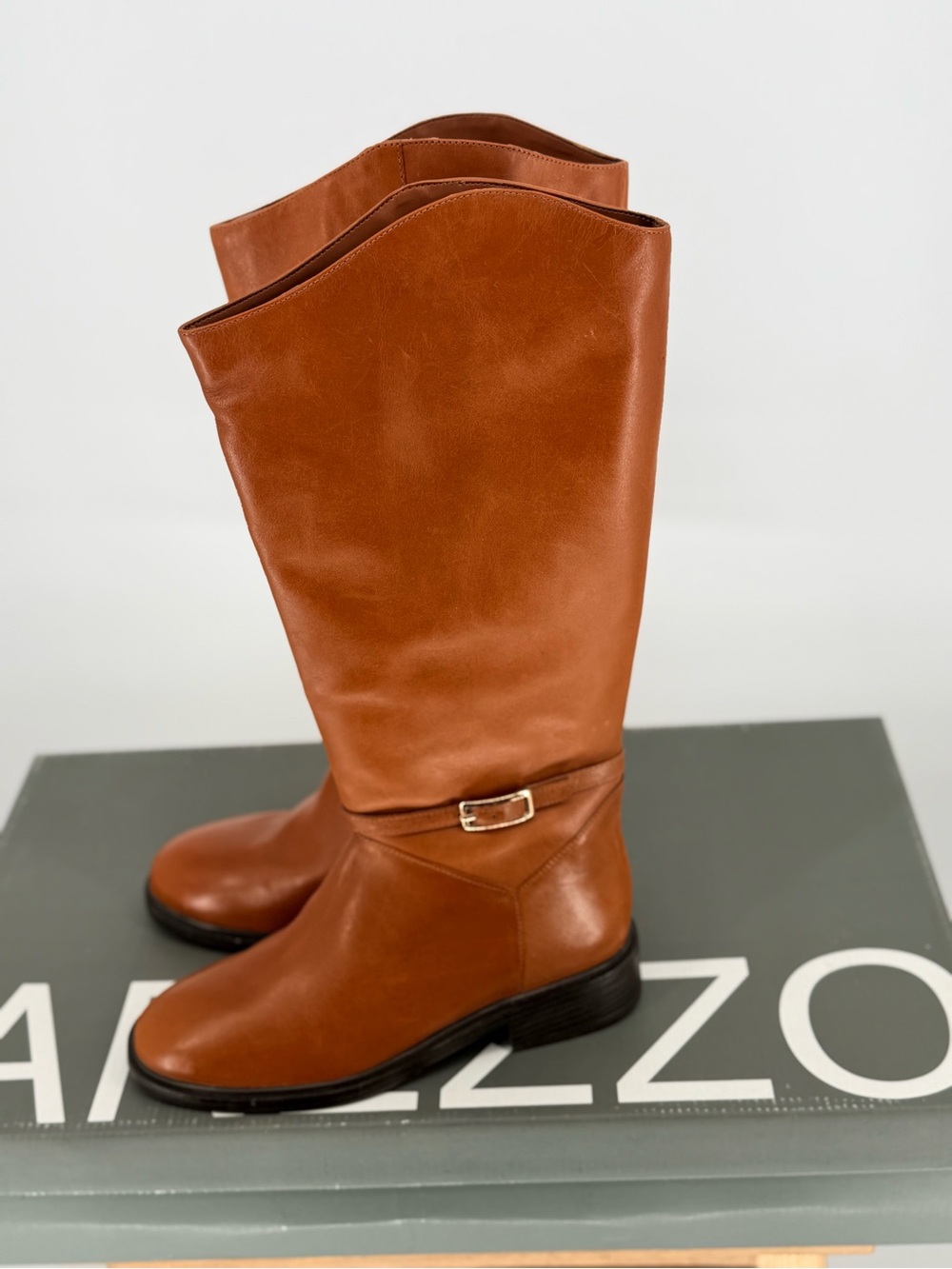 NEW AREZZO Women's Tall Leather Riding Boots - Brown SIZE 7.5 - Picture 3 of 5
